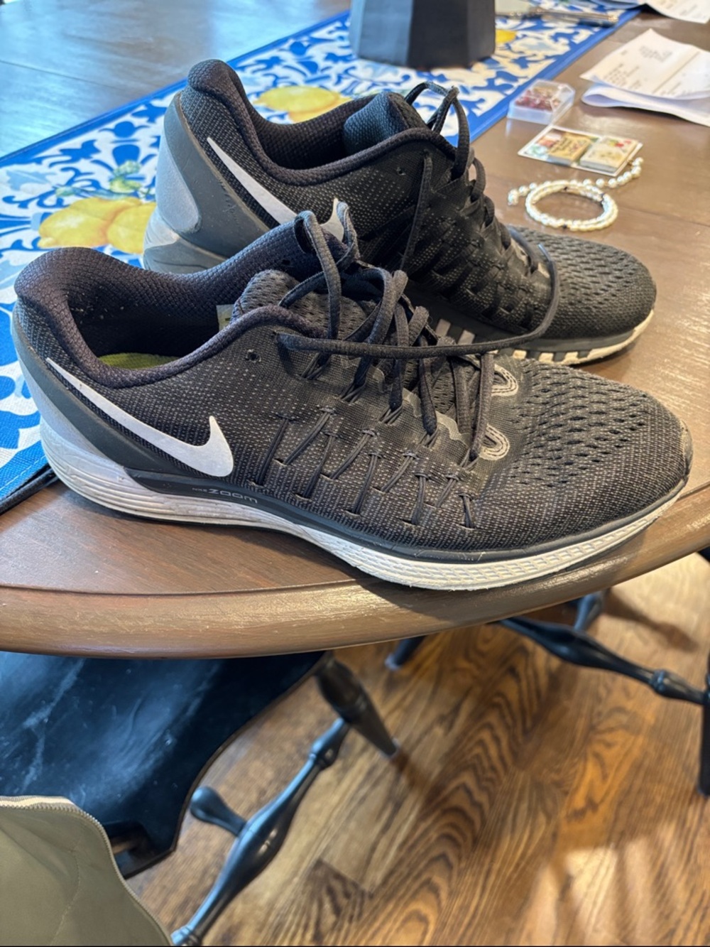Nike Black and White Men's Athletic Running Shoes